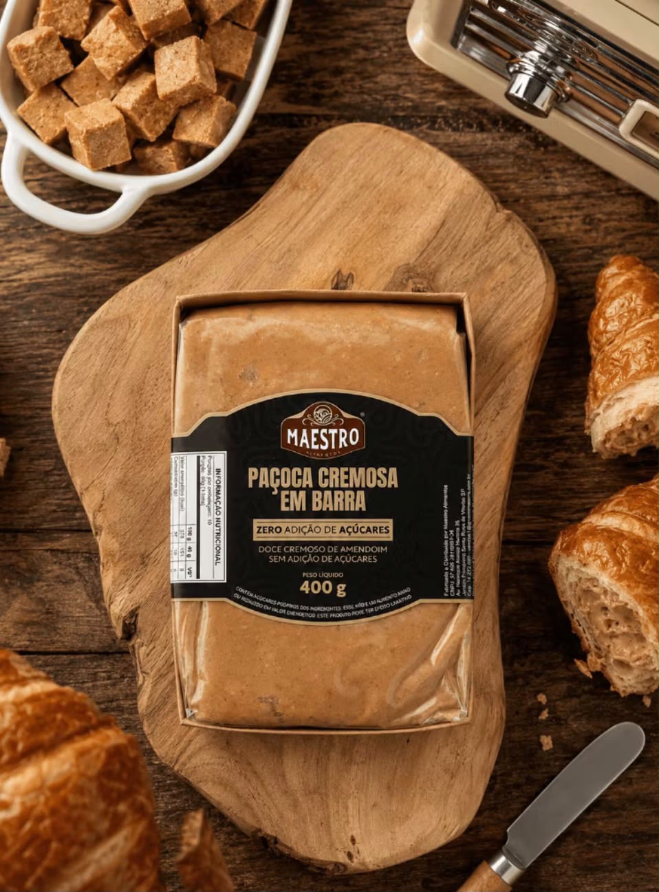 Embalagem da Paçoca Cremosa Maestro 400g sobre a mesa